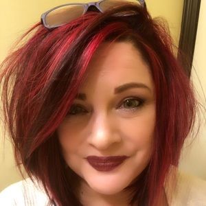 Meet your Posher, Mischelle